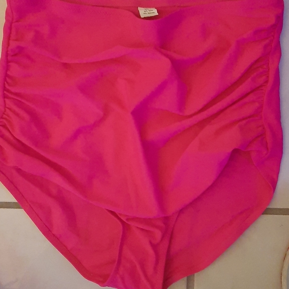 2 Peice  Swim Suit NWOT. SIZE XL - Picture 5 of 14